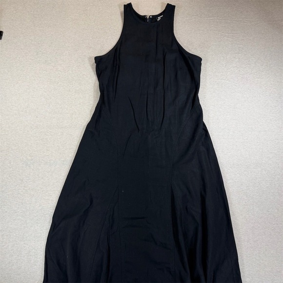 Future Collective Dresses & Skirts - Future Collective Midi Dress Womens Size 10 Black Sleeveless Round Neck